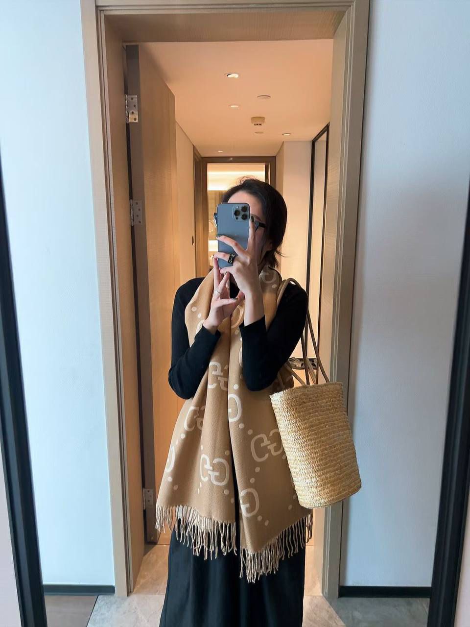 💥Gucci 💥cafe & of white - Image 5