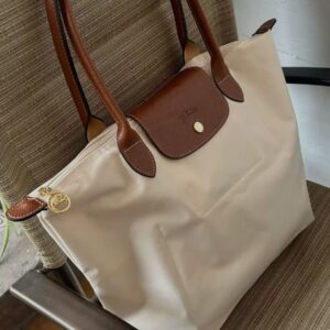 Longchamp classic Oof white