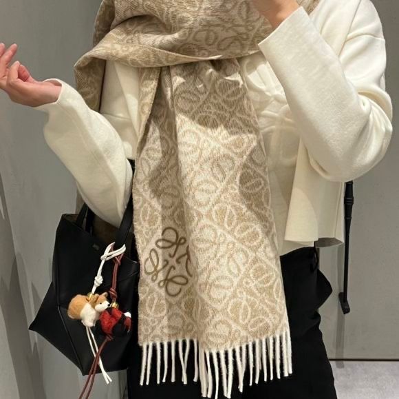 Loewe new edition Cafe