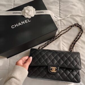 Chanel classic black Medium