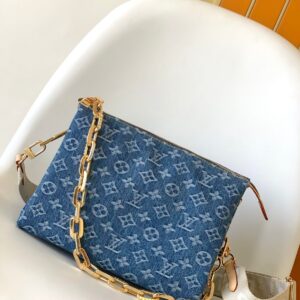 Louis Vuitton Coussin bag Jeans