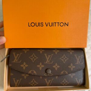 LV large wallet Brown