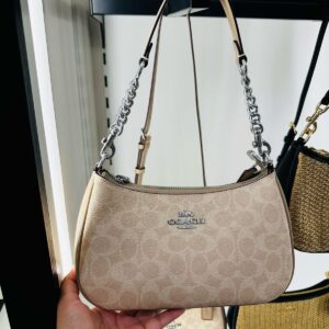 Coach Beige with cafe